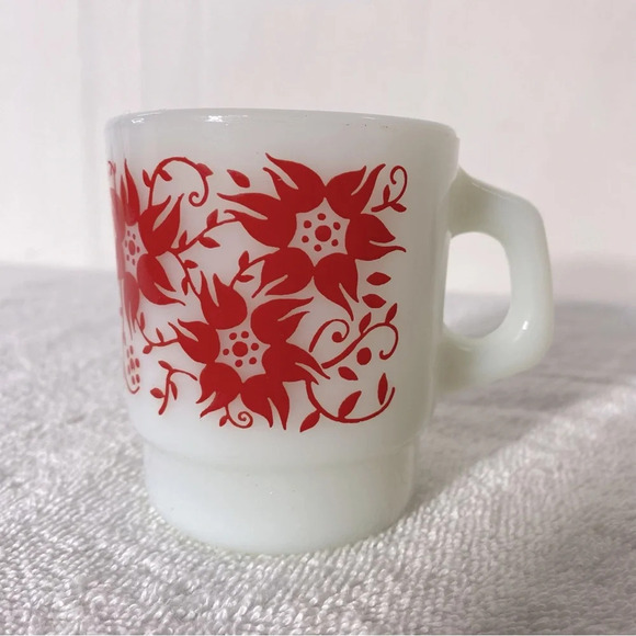 Vintage Anchor Hocking Fire King Red Flower Milk  Glass Stacking Mug - Picture 6 of 11